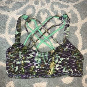 lululemon sports bra